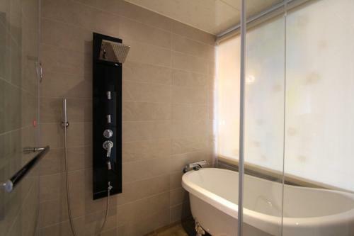 Hotel Emilia Resort