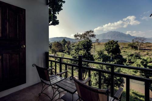 Hostal Bura Phat Resort