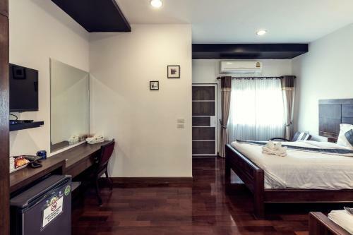 Hostal Bura Phat Resort
