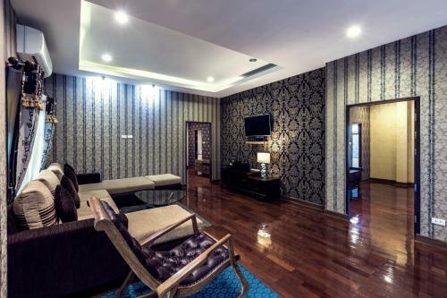 Hostal Bura Phat Resort