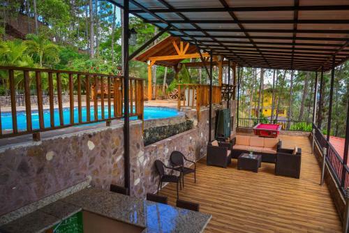 Hotel Rancho Tierra Alta