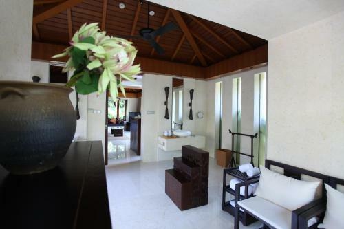 Villa Maritime Seclusive Life Perfume Bay