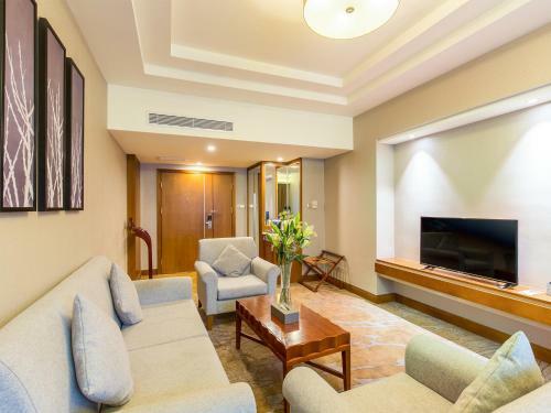 Wan Yue Grand Skylight Hotel