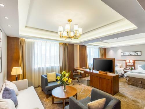 Wan Yue Grand Skylight Hotel