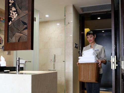 Baohua Harbour View Hotel