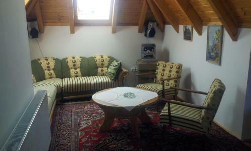 Hostal Szab� Pince Vend�gh�z