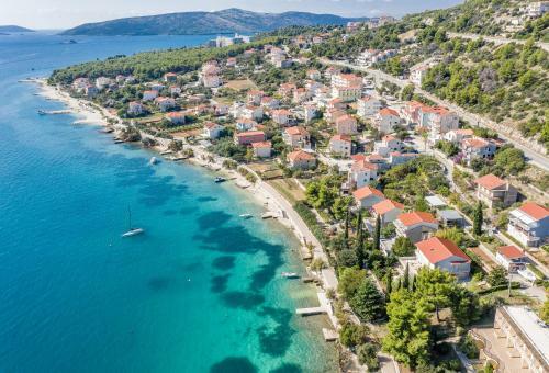 Apartments More