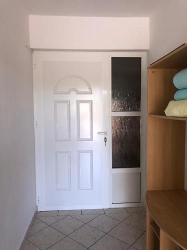 Apartments Damir 2838