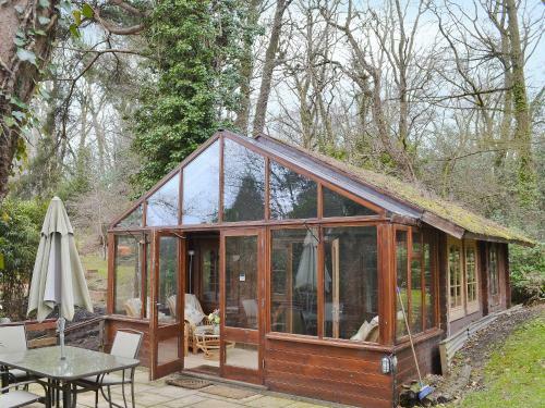 Forest Lodge