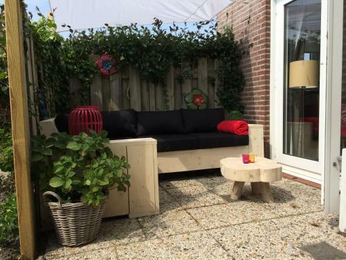 Holiday House Sunny Terrace