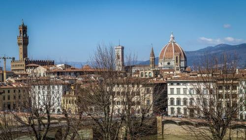 Pandora Halldis Apartment