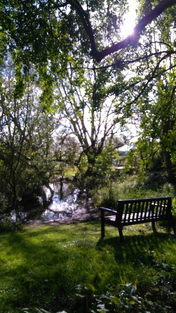 Hostal Pear Tree Farm