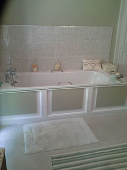 Bed & Breakfast Inglewood House