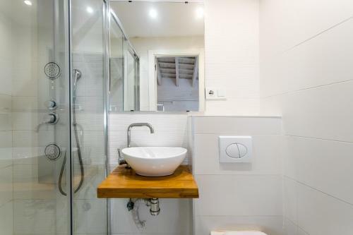 Apartamento Baron Suites Reina