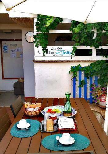 Hostal Guest House Villa Ziella