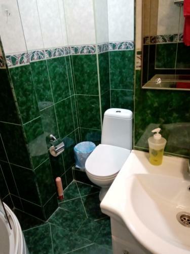 Hostal Rooms On Akademika Lavrentyeva 8