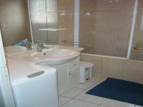 Rental Apartment A 2 Pas De La Plage Et Proche Tous Commerces 1