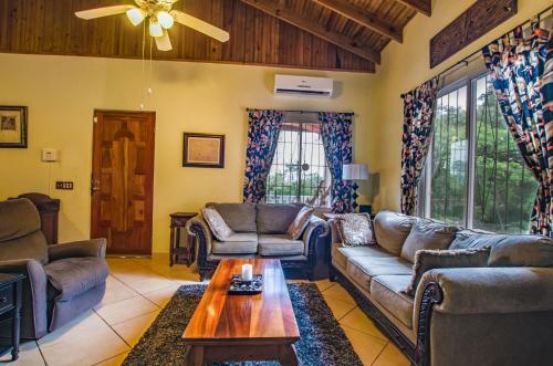 Bed & Breakfast Seaside Inn Roatan
