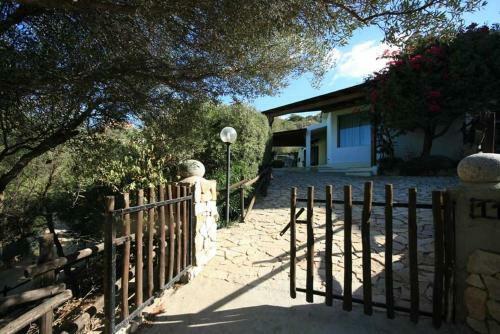 Three-bedroom Holiday Home In Torre Delle Stelle V