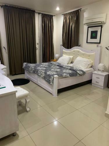 Hostal Greens Manor