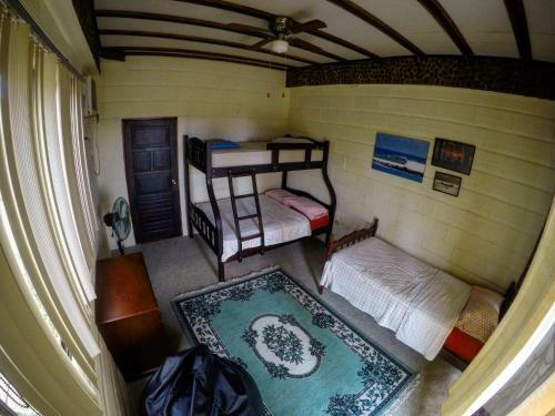 Casa Roja Hostel