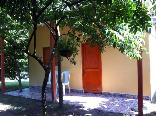 Hostal Caba�a Mi Ranchito