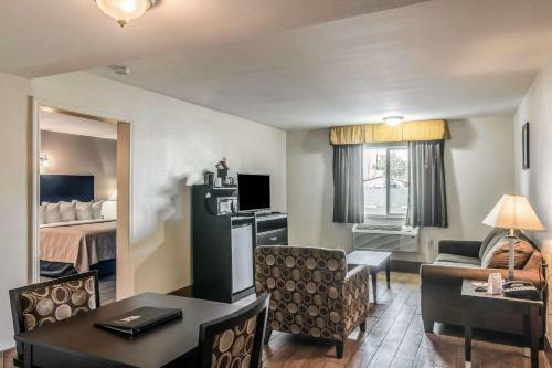 Hotel Quality Inn & Suites Bakersfield