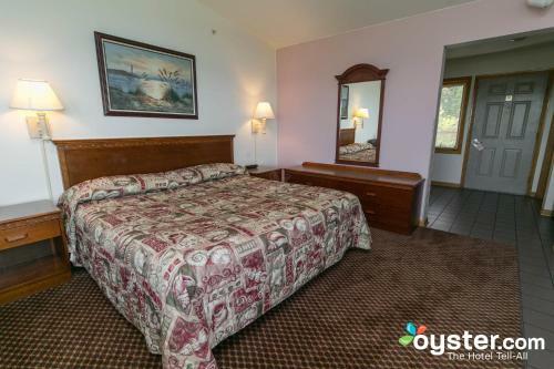 Hotel Lake Bluff Inn And Suites