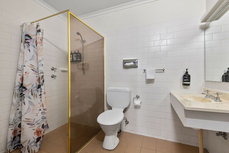 Hotel Motel Adelaide Paringa