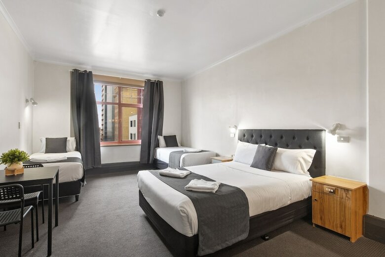 Hotel Motel Adelaide Paringa