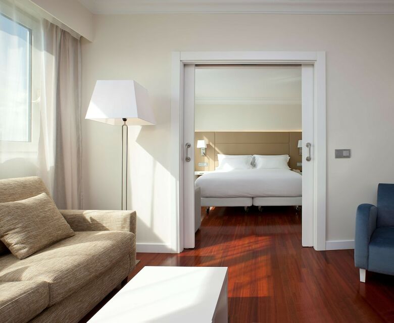 Hotel NH Pamplona Iru�a Park