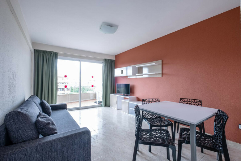 Aparthotel Apartamentos California