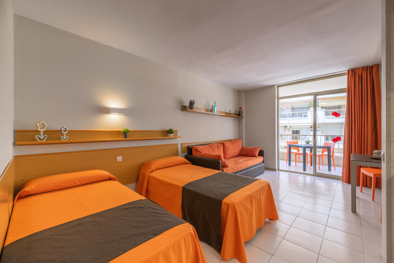 Aparthotel Salou Pacific Apartaments