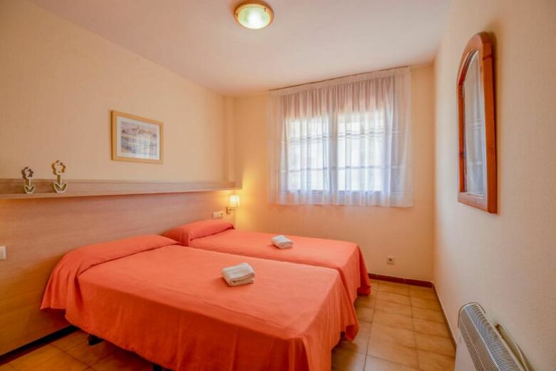 Villa Zahara / Azahar