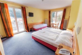 Hostal Euro Youth Hotel & Krone
