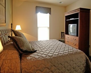 Hotel Stonebridge Village Condominiums