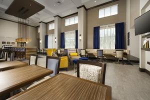Hotel Hampton Inn And Suites Falls Church/seven
