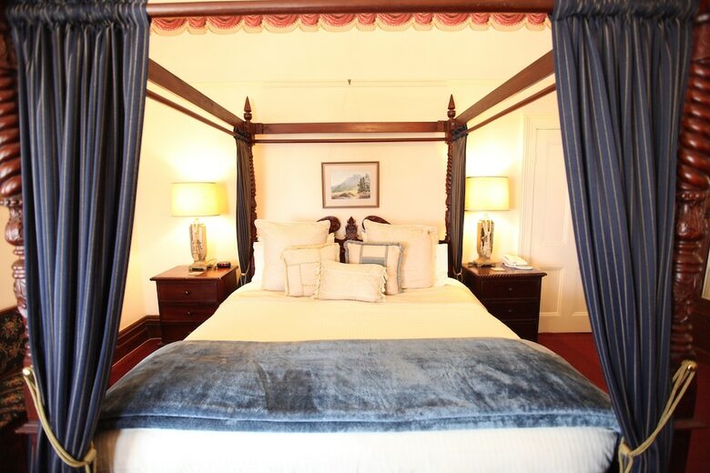 Bed & Breakfast The Grand On Macfie