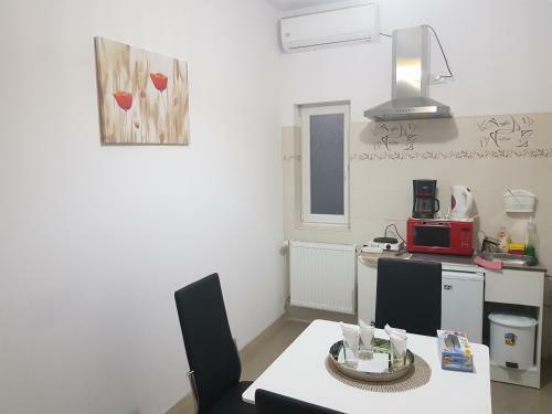Georgiana Apartments