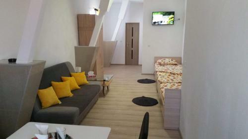 Georgiana Apartments
