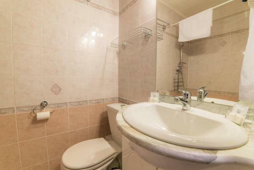 Hostal Chalet Les Moineaux Chambres D'h�tes