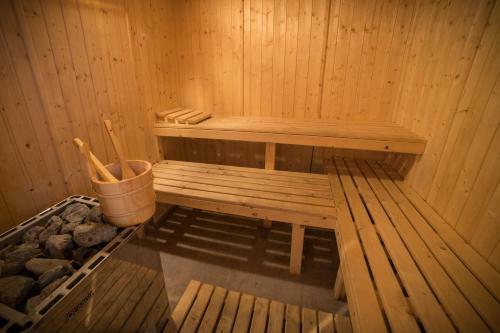 Hostal Chalet Les Moineaux Chambres D'h�tes