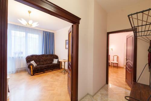 Two-bedroom Apartment Near The Station
