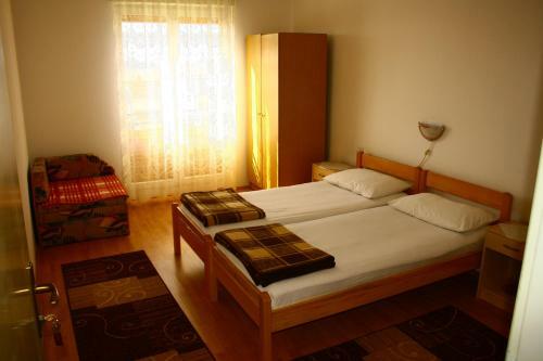 Apartment Paradiso