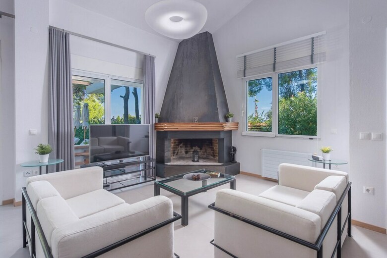 The White Villa At Sani