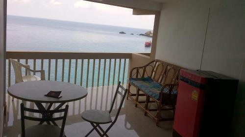 Hin Wong Apartments Dive & Snorkel Resort