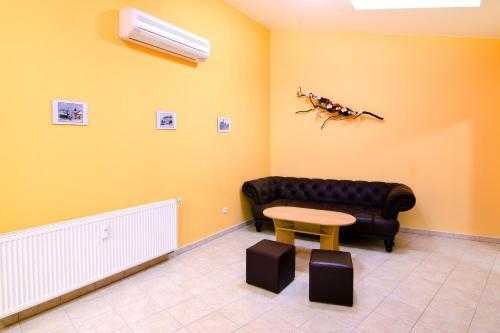 Hostal Penzion Reos