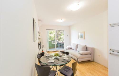 Apartment Brela With Sea View 09
