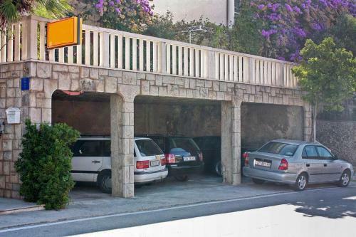 Hostal Studio Brela 2752d