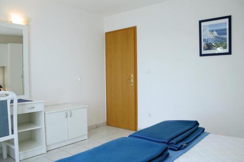 Apartment Kuciste - Perna 4542a